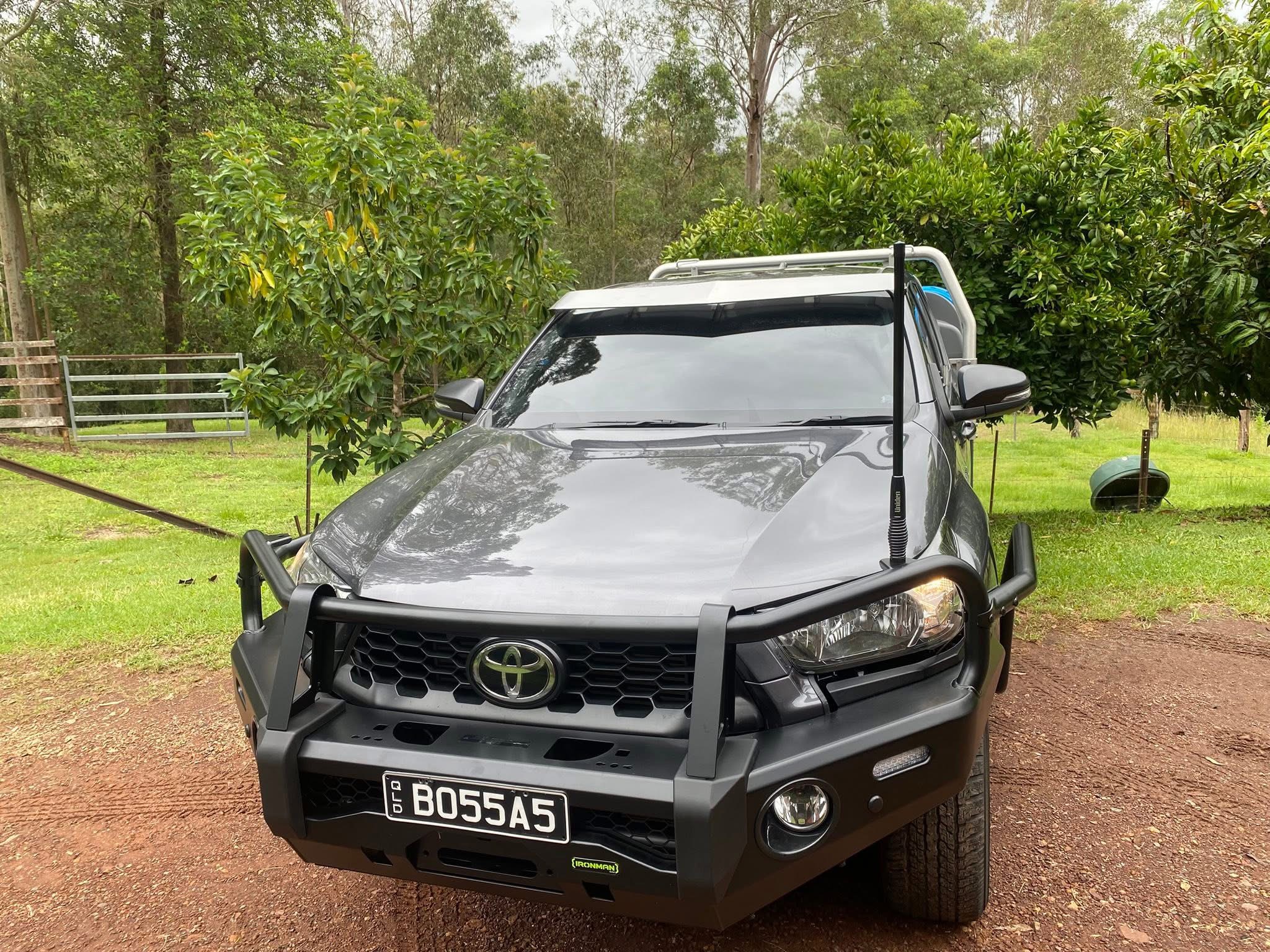 TOYOTA HILUX SUN VISOR