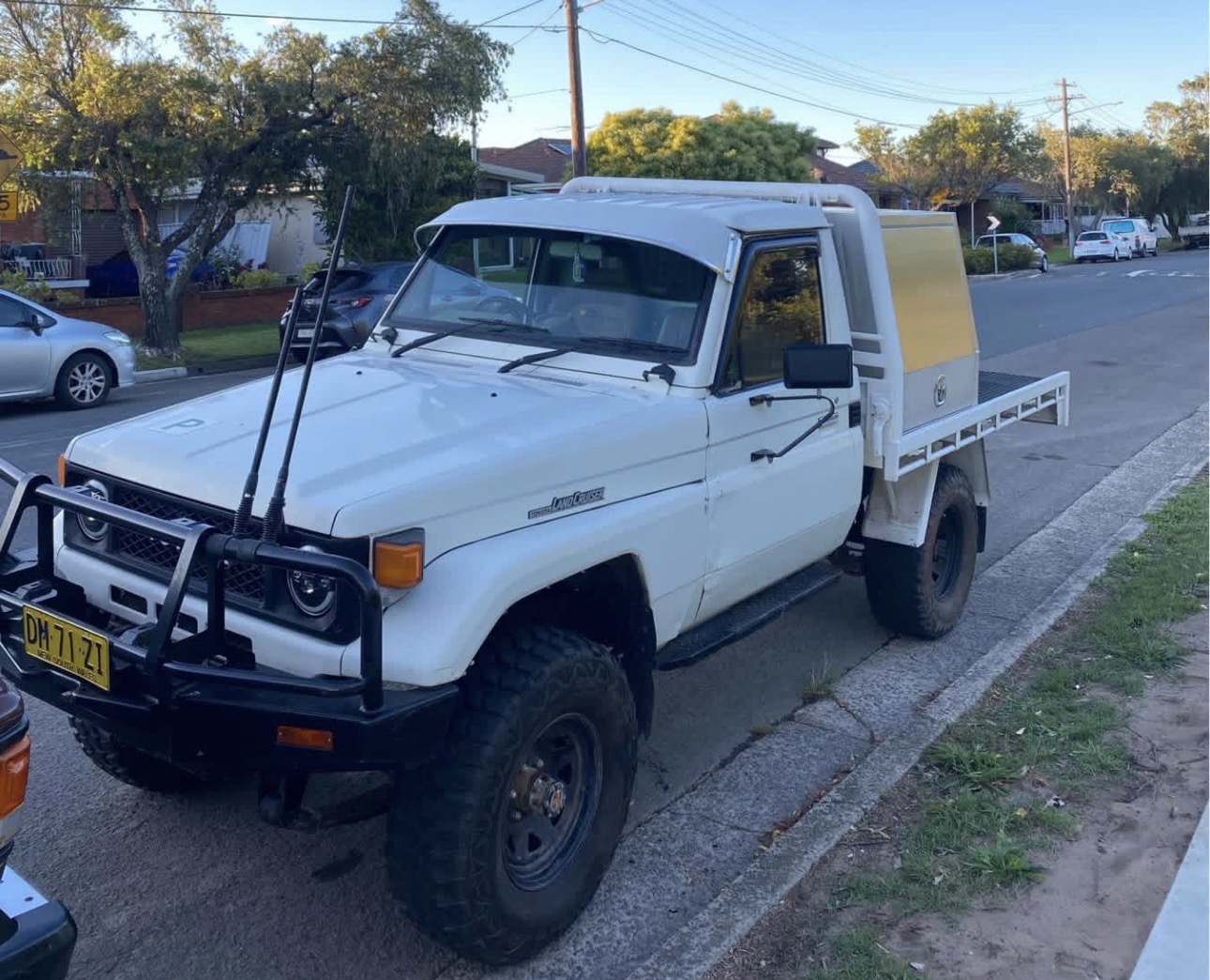 Toyota Landcruiser sun visor